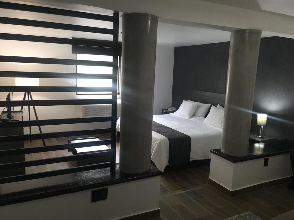 Vn Hotel Monterrey Zewnętrze zdjęcie